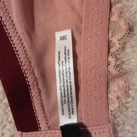 ADORE ME Size FI Elegant Pink and Red Lace Bra - Picture 6 of 8
